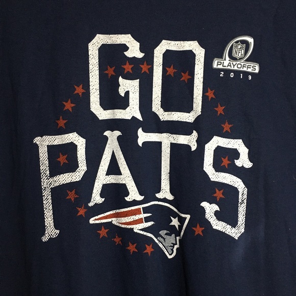 NE Patriots Short Sleeve T- NWT - Picture 2 of 5